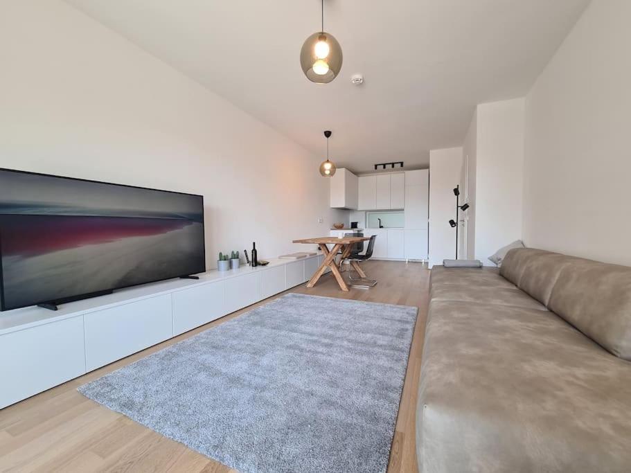 Neu, Zentral, Schoen, Bergblick, Suedterrasse Freilassing Buitenkant foto